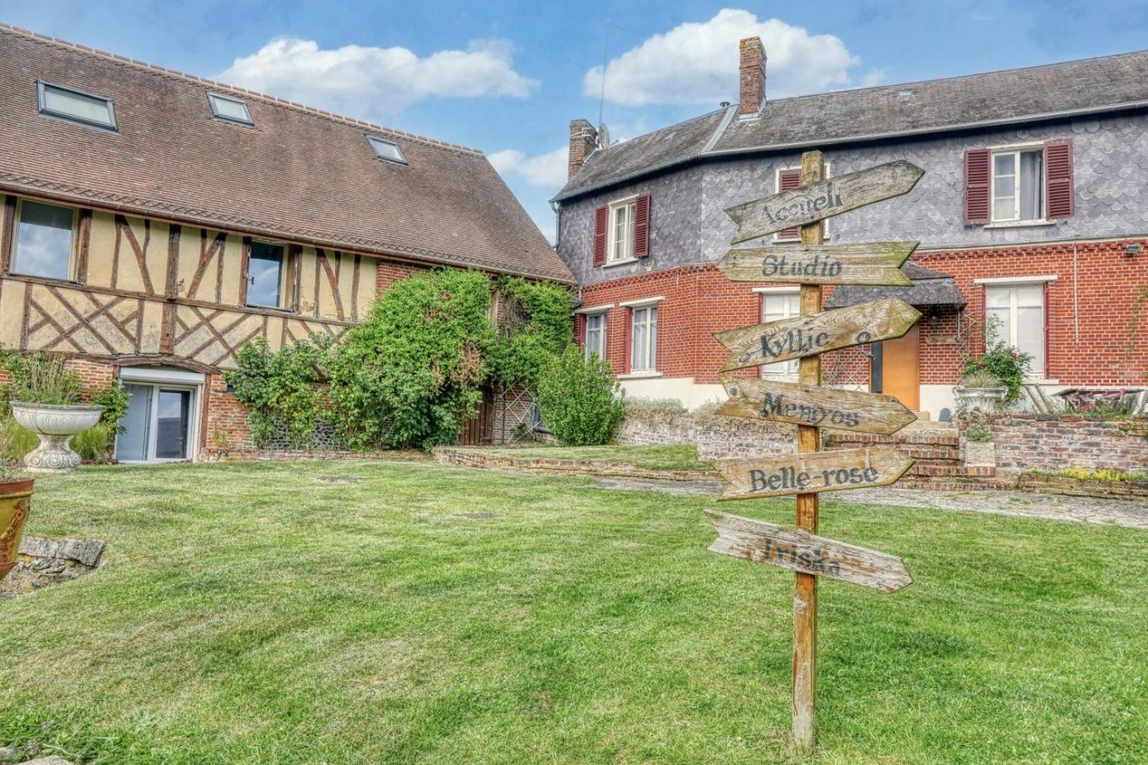 Domaine De Regnonval Bed & Breakfast Blicourt Bagian luar foto